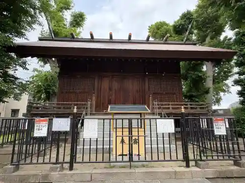 二子神社の{uncategorized: "未分類", other: "その他", undefined: "問題あり", building: "その他建物", grave: "お墓", sacred_gate: "鳥居", guardian: "狛犬", statue: "像", buddha: "仏像", history: "歴史", nature: "自然", garden: "庭園", animal: "動物", pagoda: "塔", temizu: "手水舎", mountain_gate: "山門・神門", sanctuary: "本殿・本堂", subordinate: "末社・摂社", art: "芸術", scenery: "景色", jizo: "地蔵", ema: "絵馬", goshuin: "御朱印", omikuji: "おみくじ", items: "授与品その他", amulet: "お守り", goshuincho: "御朱印帳", eats: "食事", festival: "お祭り", votive_dance: "神楽", shichigosan: "七五三参", wedding: "結婚式", experience: "体験その他", initially: "初詣", around: "周辺", anti_infection: "感染症対策"}