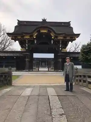 勝興寺の山門・神門