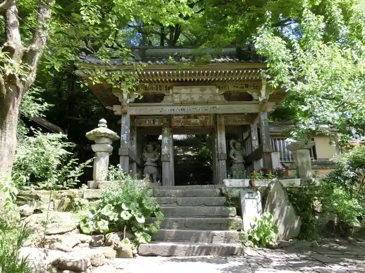 富貴寺の山門・神門