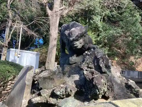 手子神社の狛犬