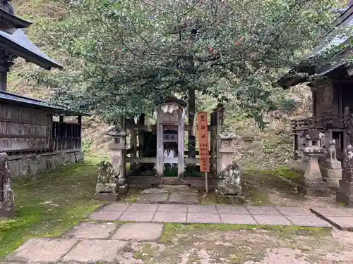 須我神社の末社・摂社