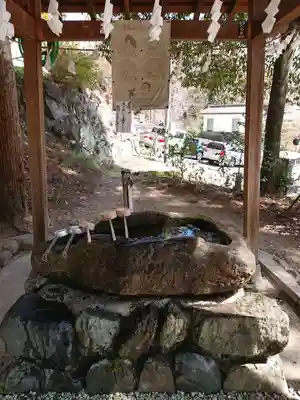 聖神社の手水舎