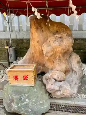 溝口神社の{uncategorized: "未分類", other: "その他", undefined: "問題あり", building: "その他建物", grave: "お墓", sacred_gate: "鳥居", guardian: "狛犬", statue: "像", buddha: "仏像", history: "歴史", nature: "自然", garden: "庭園", animal: "動物", pagoda: "塔", temizu: "手水舎", mountain_gate: "山門・神門", sanctuary: "本殿・本堂", subordinate: "末社・摂社", art: "芸術", scenery: "景色", jizo: "地蔵", ema: "絵馬", goshuin: "御朱印", omikuji: "おみくじ", items: "授与品その他", amulet: "お守り", goshuincho: "御朱印帳", eats: "食事", festival: "お祭り", votive_dance: "神楽", shichigosan: "七五三参", wedding: "結婚式", experience: "体験その他", initially: "初詣", around: "周辺", anti_infection: "感染症対策"}