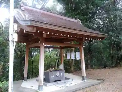 日長神社の手水舎
