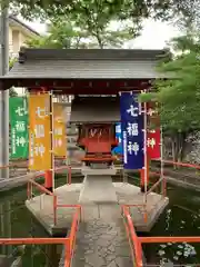 尾曳稲荷神社の末社
