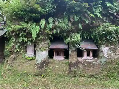 天御中主神社の末社・摂社