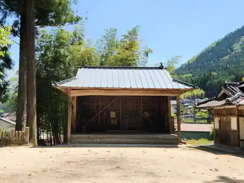 八幡神社の建物その他