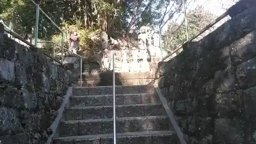 雷音寺の建物その他