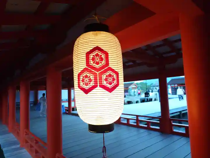 厳島神社(広島県)