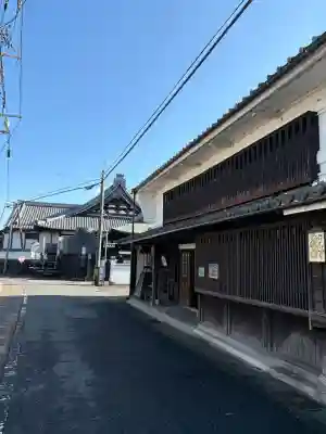 祐泉寺の{uncategorized: "未分類", other: "その他", undefined: "問題あり", building: "その他建物", grave: "お墓", sacred_gate: "鳥居", guardian: "狛犬", statue: "像", buddha: "仏像", history: "歴史", nature: "自然", garden: "庭園", animal: "動物", pagoda: "塔", temizu: "手水舎", mountain_gate: "山門・神門", sanctuary: "本殿・本堂", subordinate: "末社・摂社", art: "芸術", scenery: "景色", jizo: "地蔵", ema: "絵馬", goshuin: "御朱印", omikuji: "おみくじ", items: "授与品その他", amulet: "お守り", goshuincho: "御朱印帳", eats: "食事", festival: "お祭り", votive_dance: "神楽", shichigosan: "七五三参", wedding: "結婚式", experience: "体験その他", initially: "初詣", around: "周辺", anti_infection: "感染症対策"}