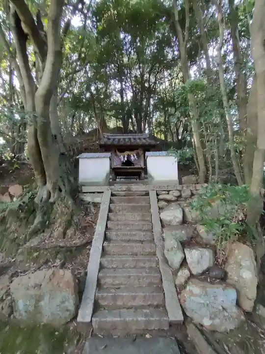 岩崎神社の本殿・本堂