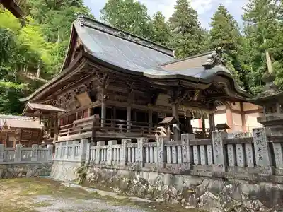 牛伏寺の本殿・本堂