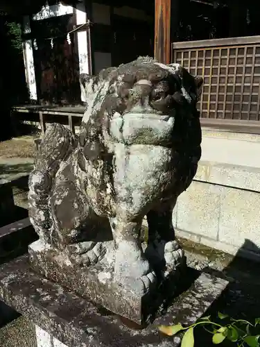 都祁水分神社の狛犬