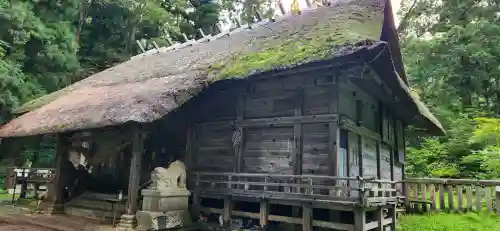 安久津八幡神社の本殿