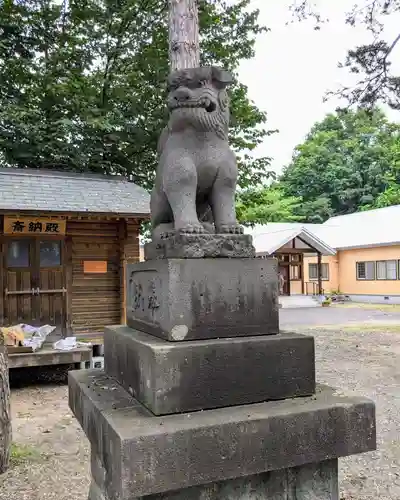 上富良野神社の狛犬