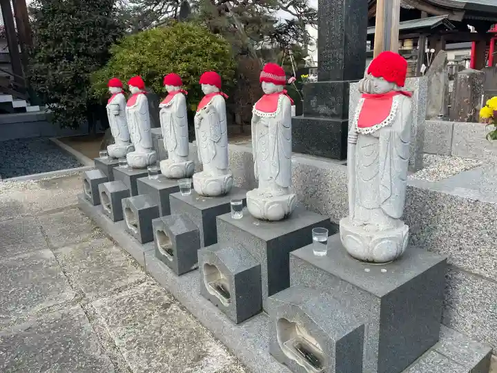 浄念寺の{uncategorized: "未分類", other: "その他", undefined: "問題あり", building: "その他建物", grave: "お墓", sacred_gate: "鳥居", guardian: "狛犬", statue: "像", buddha: "仏像", history: "歴史", nature: "自然", garden: "庭園", animal: "動物", pagoda: "塔", temizu: "手水舎", mountain_gate: "山門・神門", sanctuary: "本殿・本堂", subordinate: "末社・摂社", art: "芸術", scenery: "景色", jizo: "地蔵", ema: "絵馬", goshuin: "御朱印", omikuji: "おみくじ", items: "授与品その他", amulet: "お守り", goshuincho: "御朱印帳", eats: "食事", festival: "お祭り", votive_dance: "神楽", shichigosan: "七五三参", wedding: "結婚式", experience: "体験その他", initially: "初詣", around: "周辺", anti_infection: "感染症対策"}