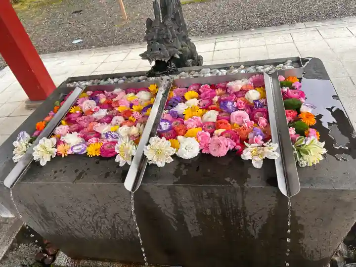 美濃國一宮 南宮大社の{uncategorized: "未分類", other: "その他", undefined: "問題あり", building: "その他建物", grave: "お墓", sacred_gate: "鳥居", guardian: "狛犬", statue: "像", buddha: "仏像", history: "歴史", nature: "自然", garden: "庭園", animal: "動物", pagoda: "塔", temizu: "手水舎", mountain_gate: "山門・神門", sanctuary: "本殿・本堂", subordinate: "末社・摂社", art: "芸術", scenery: "景色", jizo: "地蔵", ema: "絵馬", goshuin: "御朱印", omikuji: "おみくじ", items: "授与品その他", amulet: "お守り", goshuincho: "御朱印帳", eats: "食事", festival: "お祭り", votive_dance: "神楽", shichigosan: "七五三参", wedding: "結婚式", experience: "体験その他", initially: "初詣", around: "周辺", anti_infection: "感染症対策"}