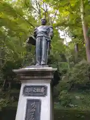 秩父御嶽神社の像