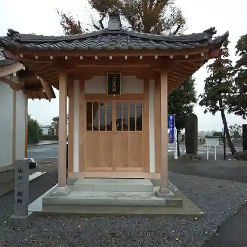 長福寺の本殿