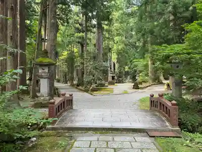 雄山神社中宮祈願殿(富山県)