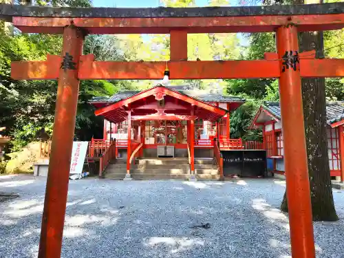 安志加茂神社の末社