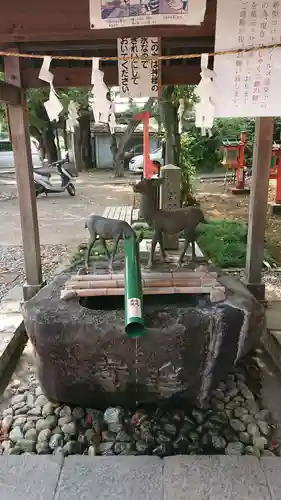 相州春日神社の手水舎