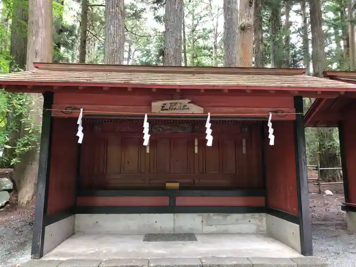 北口本宮冨士浅間神社の{uncategorized: "未分類", other: "その他", undefined: "問題あり", building: "その他建物", grave: "お墓", sacred_gate: "鳥居", guardian: "狛犬", statue: "像", buddha: "仏像", history: "歴史", nature: "自然", garden: "庭園", animal: "動物", pagoda: "塔", temizu: "手水舎", mountain_gate: "山門・神門", sanctuary: "本殿・本堂", subordinate: "末社・摂社", art: "芸術", scenery: "景色", jizo: "地蔵", ema: "絵馬", goshuin: "御朱印", omikuji: "おみくじ", items: "授与品その他", amulet: "お守り", goshuincho: "御朱印帳", eats: "食事", festival: "お祭り", votive_dance: "神楽", shichigosan: "七五三参", wedding: "結婚式", experience: "体験その他", initially: "初詣", around: "周辺", anti_infection: "感染症対策"}