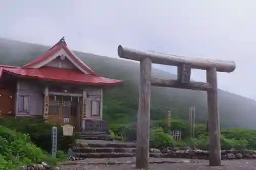 白山比咩神社　奥宮の本殿