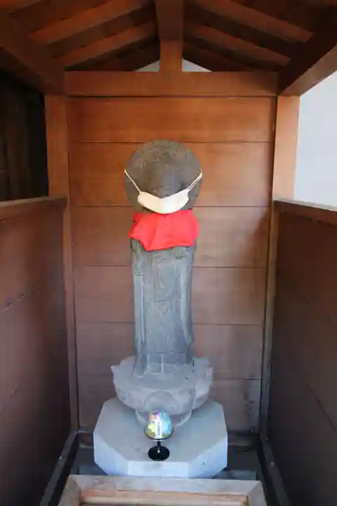 嶺御嶽神社の地蔵