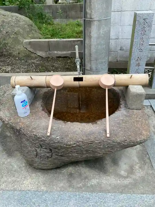 岩樟神社の手水舎