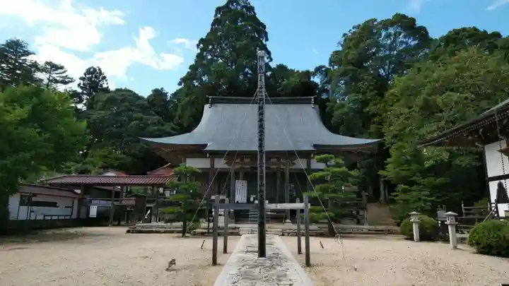 圓城寺の本殿・本堂