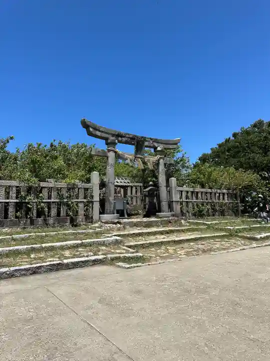 彌彦神社奥宮(御神廟)(新潟県)