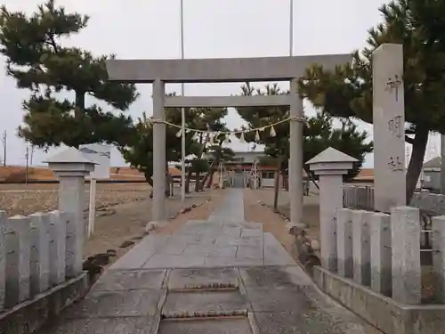 神明社の鳥居