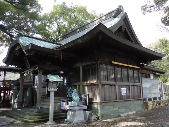 津田八幡神社の本殿・本堂