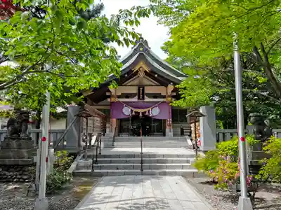 彌彦神社　(伊夜日子神社)の本殿・本堂