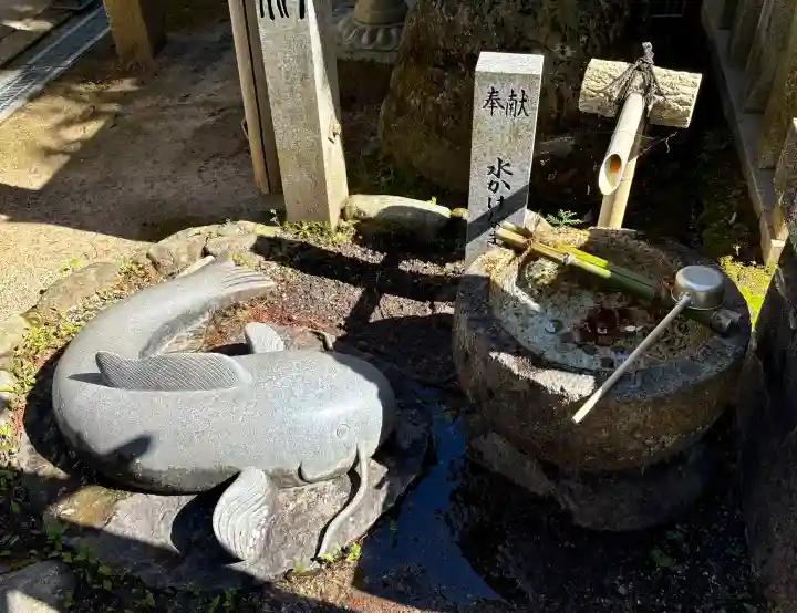 大村神社の{uncategorized: "未分類", other: "その他", undefined: "問題あり", building: "その他建物", grave: "お墓", sacred_gate: "鳥居", guardian: "狛犬", statue: "像", buddha: "仏像", history: "歴史", nature: "自然", garden: "庭園", animal: "動物", pagoda: "塔", temizu: "手水舎", mountain_gate: "山門・神門", sanctuary: "本殿・本堂", subordinate: "末社・摂社", art: "芸術", scenery: "景色", jizo: "地蔵", ema: "絵馬", goshuin: "御朱印", omikuji: "おみくじ", items: "授与品その他", amulet: "お守り", goshuincho: "御朱印帳", eats: "食事", festival: "お祭り", votive_dance: "神楽", shichigosan: "七五三参", wedding: "結婚式", experience: "体験その他", initially: "初詣", around: "周辺", anti_infection: "感染症対策"}
