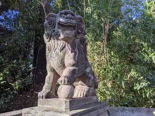 居木神社の狛犬