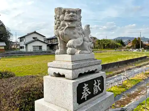 立志神社の狛犬