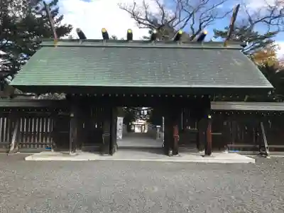 千歳神社の山門・神門