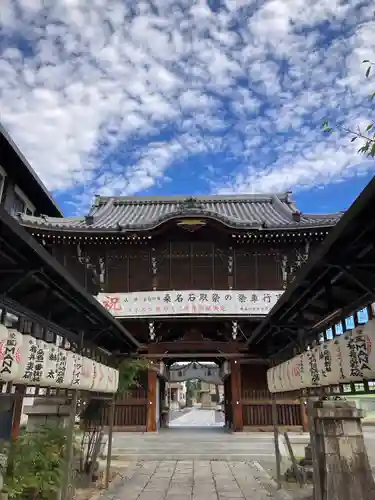 桑名宗社（春日神社）の山門・神門