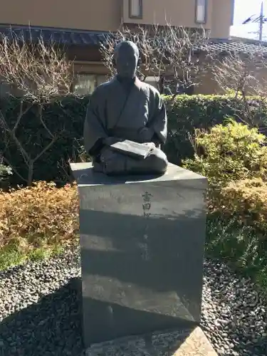 松陰神社の像