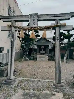 恵比寿神社の{uncategorized: "未分類", other: "その他", undefined: "問題あり", building: "その他建物", grave: "お墓", sacred_gate: "鳥居", guardian: "狛犬", statue: "像", buddha: "仏像", history: "歴史", nature: "自然", garden: "庭園", animal: "動物", pagoda: "塔", temizu: "手水舎", mountain_gate: "山門・神門", sanctuary: "本殿・本堂", subordinate: "末社・摂社", art: "芸術", scenery: "景色", jizo: "地蔵", ema: "絵馬", goshuin: "御朱印", omikuji: "おみくじ", items: "授与品その他", amulet: "お守り", goshuincho: "御朱印帳", eats: "食事", festival: "お祭り", votive_dance: "神楽", shichigosan: "七五三参", wedding: "結婚式", experience: "体験その他", initially: "初詣", around: "周辺", anti_infection: "感染症対策"}
