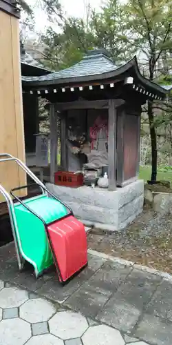 旭山寺の末社・摂社