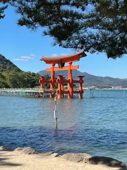 厳島神社(広島県)