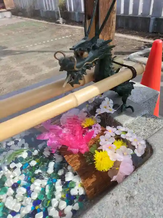 成田山札幌別院新栄寺の手水舎