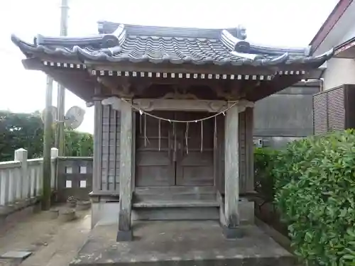 皇産靈神社の末社