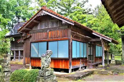 川上神社の本殿