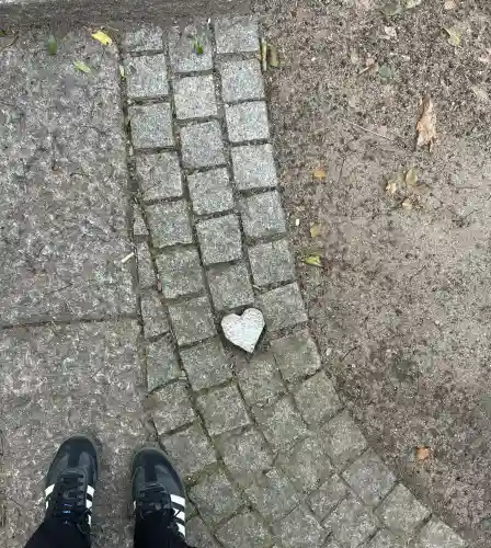 堤治神社の{uncategorized: "未分類", other: "その他", undefined: "問題あり", building: "その他建物", grave: "お墓", sacred_gate: "鳥居", guardian: "狛犬", statue: "像", buddha: "仏像", history: "歴史", nature: "自然", garden: "庭園", animal: "動物", pagoda: "塔", temizu: "手水舎", mountain_gate: "山門・神門", sanctuary: "本殿・本堂", subordinate: "末社・摂社", art: "芸術", scenery: "景色", jizo: "地蔵", ema: "絵馬", goshuin: "御朱印", omikuji: "おみくじ", items: "授与品その他", amulet: "お守り", goshuincho: "御朱印帳", eats: "食事", festival: "お祭り", votive_dance: "神楽", shichigosan: "七五三参", wedding: "結婚式", experience: "体験その他", initially: "初詣", around: "周辺", anti_infection: "感染症対策"}