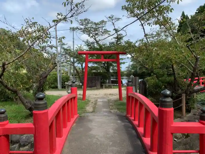 茂原弁財天の鳥居