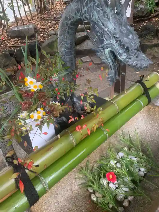 蝮ヶ池八幡宮の手水舎